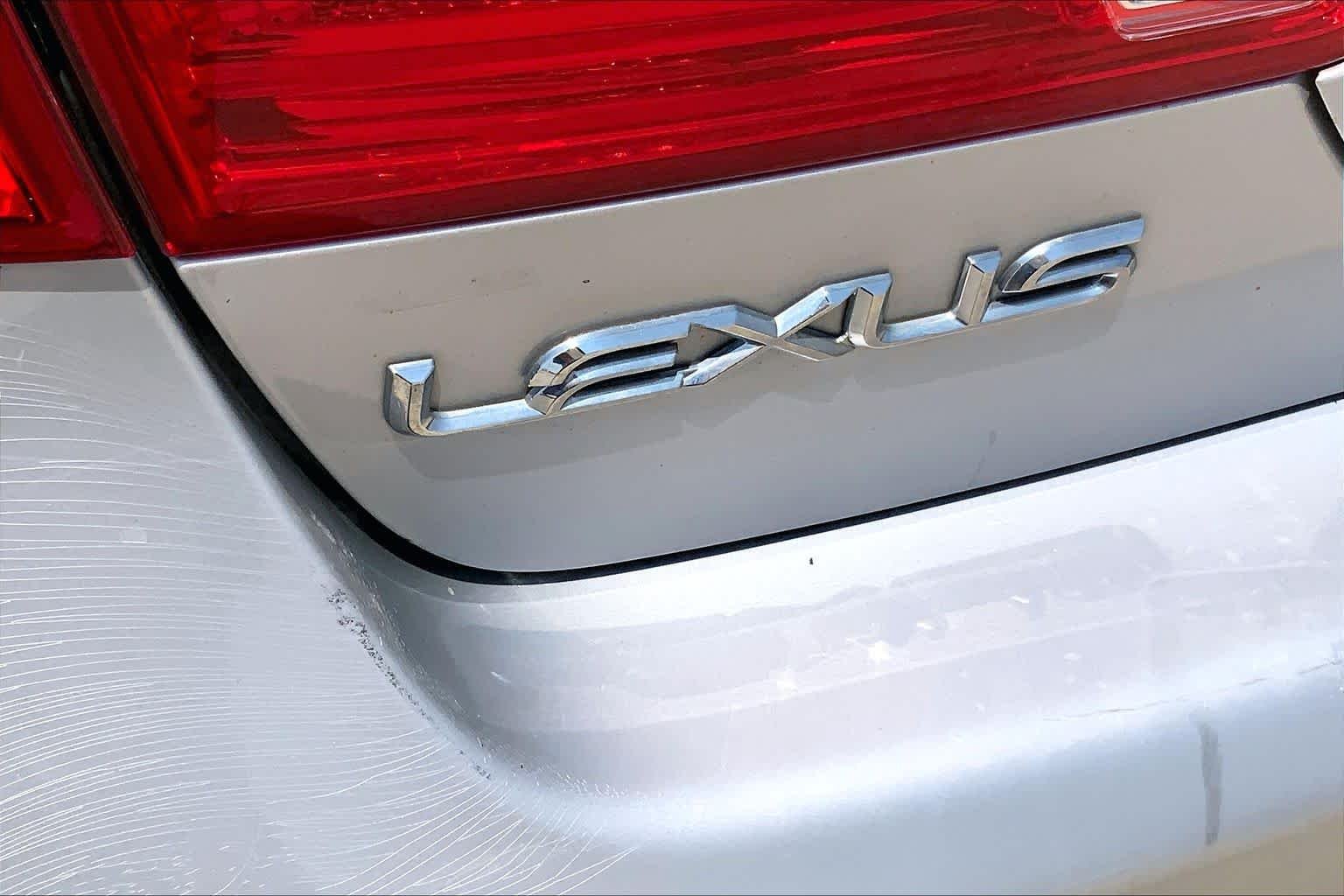 Used 2007 Tungsten Metallic Lexus  image 25