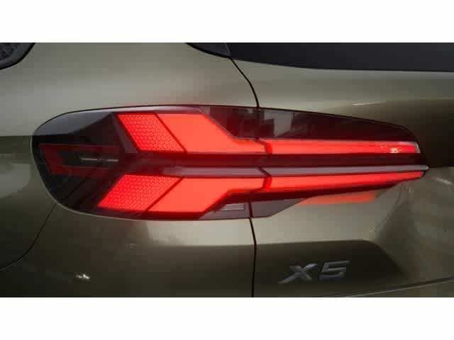Used 2026 Manhattan Green Metallic BMW xDrive50e image 8