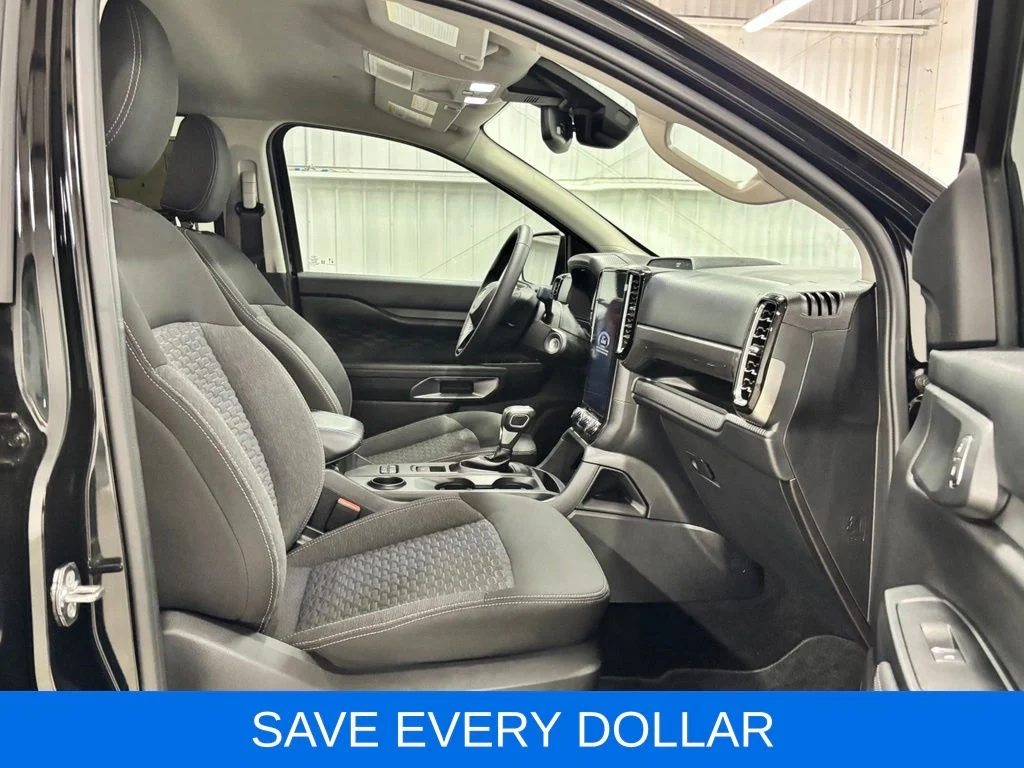 Used 2025 Black Ford XLT image 22