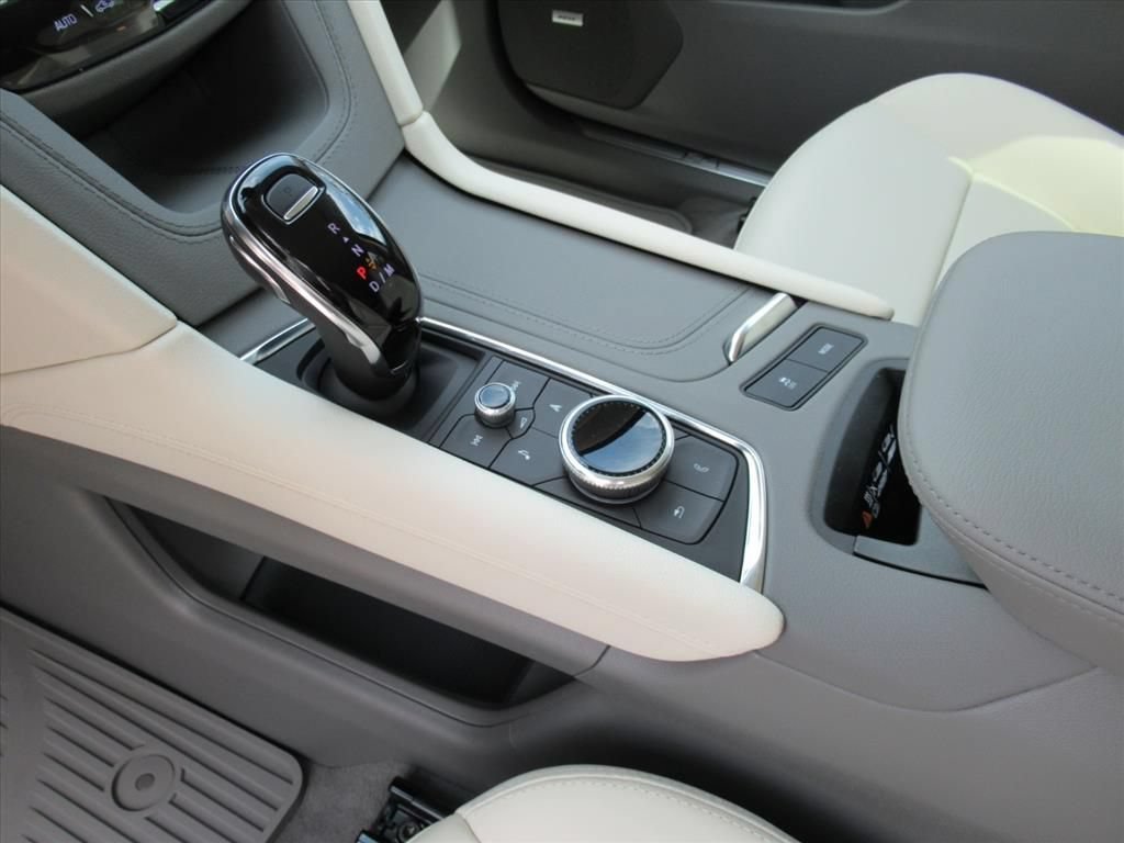 2026 Cadillac XT5 Premium Luxury - Photo 17