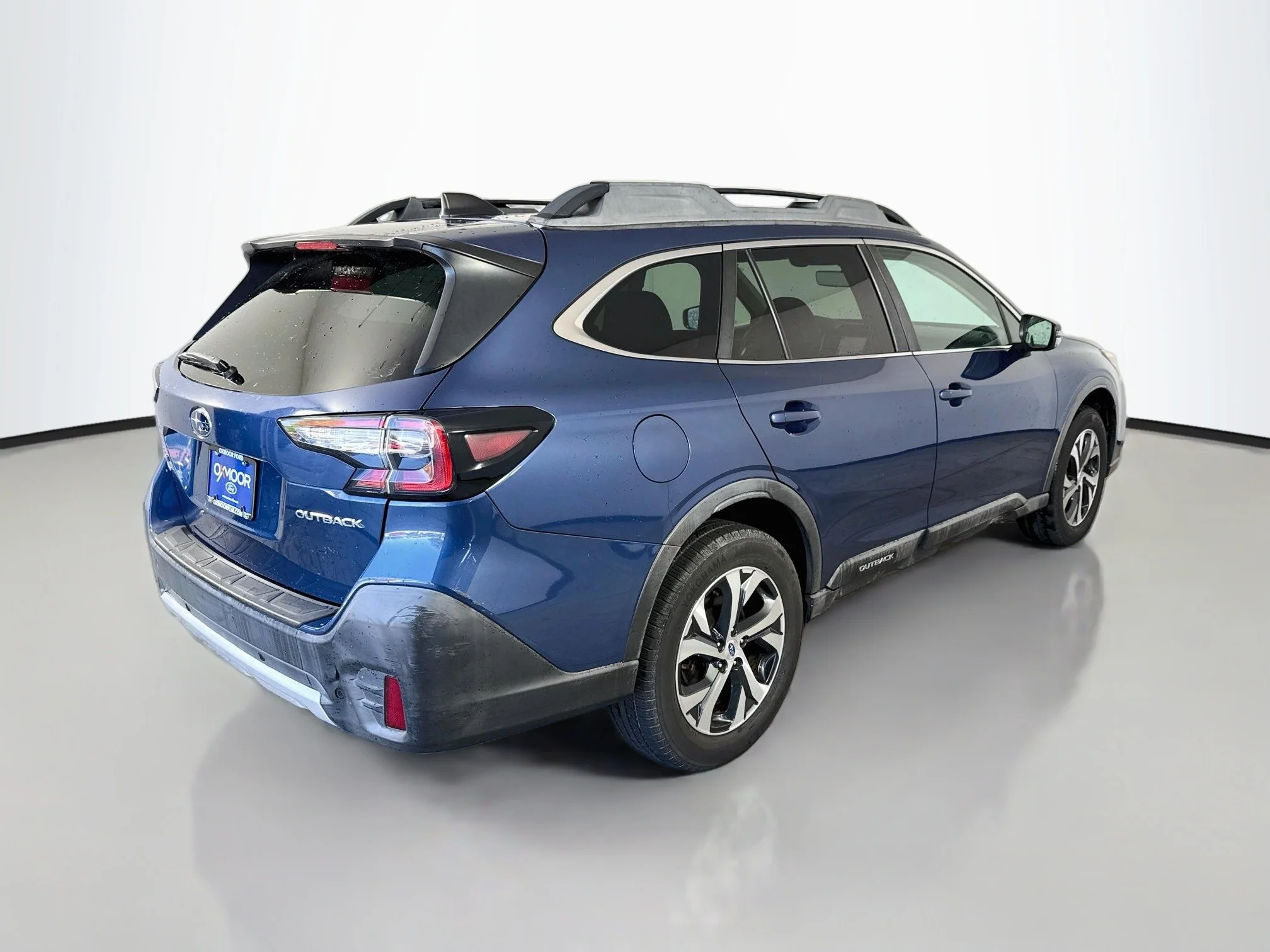 Used 2020 Abyss Blue Pearl Subaru Limited image 11