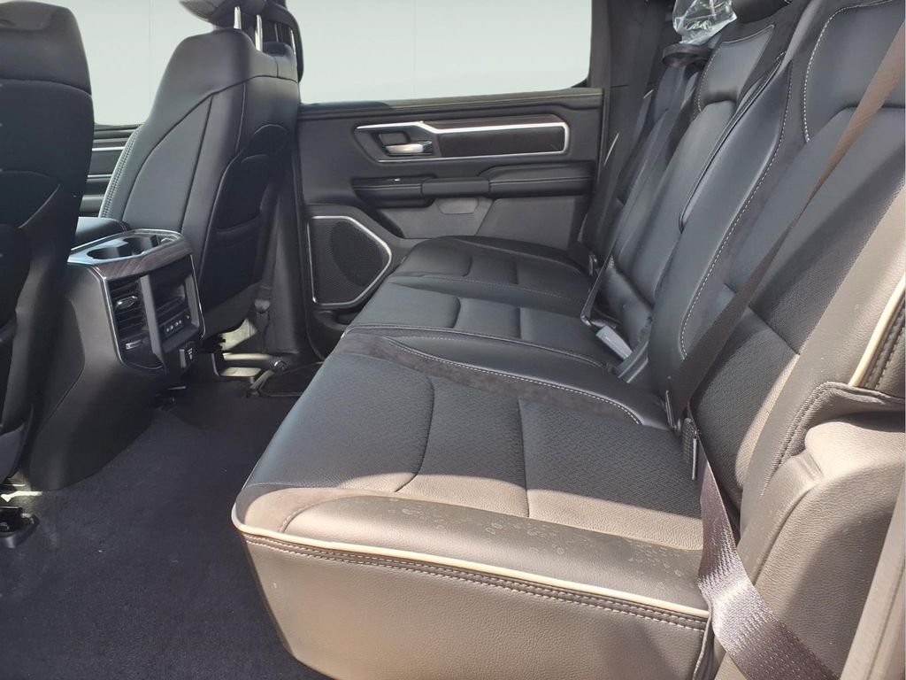 New 2026 Granite Crystal Metallic Clear-Coat Exterior Paint RAM Laramie image 11
