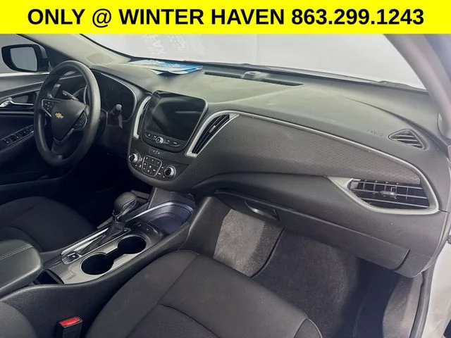 Used 2024 White Chevrolet LT image 26