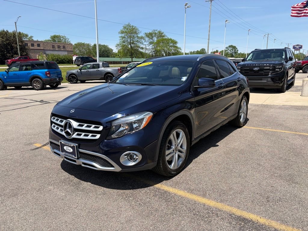 Used 2018 Lunar Blue Metallic Mercedes-Benz GLA 250 image 31