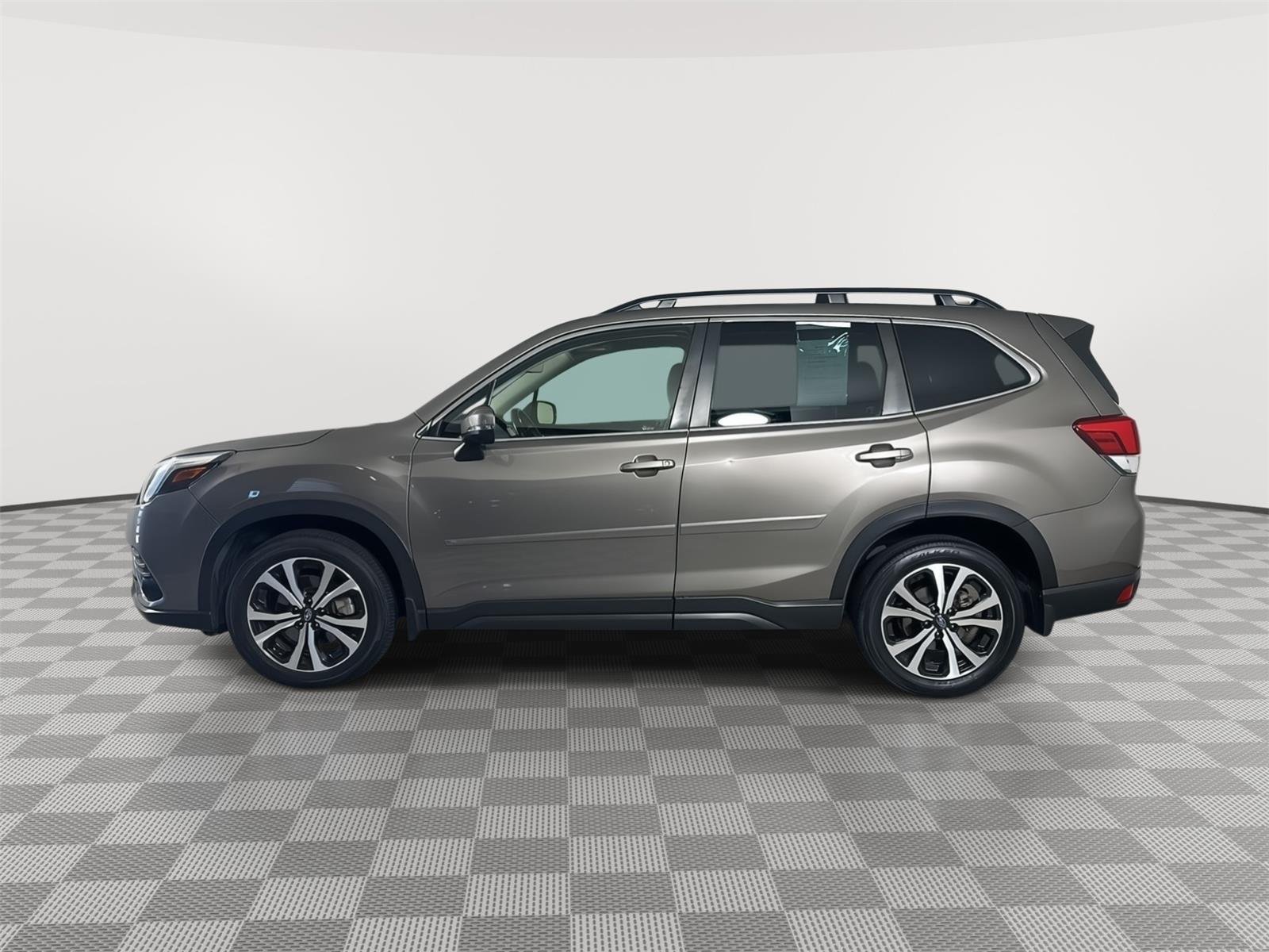 Certified Used 2023 Brilliant Bronze Metallic Subaru Limited image 4