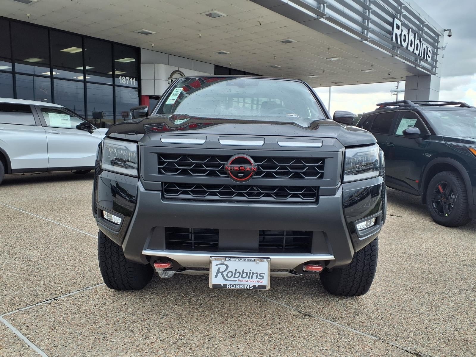 2026 Nissan Frontier Crew Cab PRO-4X® Long Bed Black at Robbins Nissan