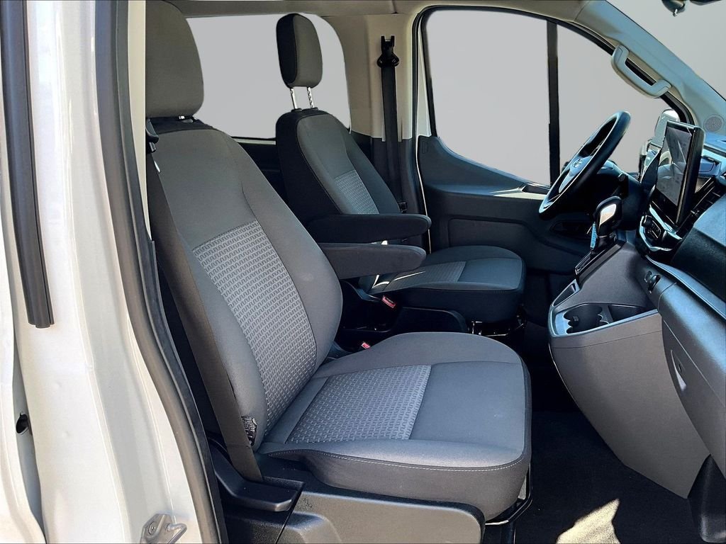 Used 2024 White Ford XLT image 31