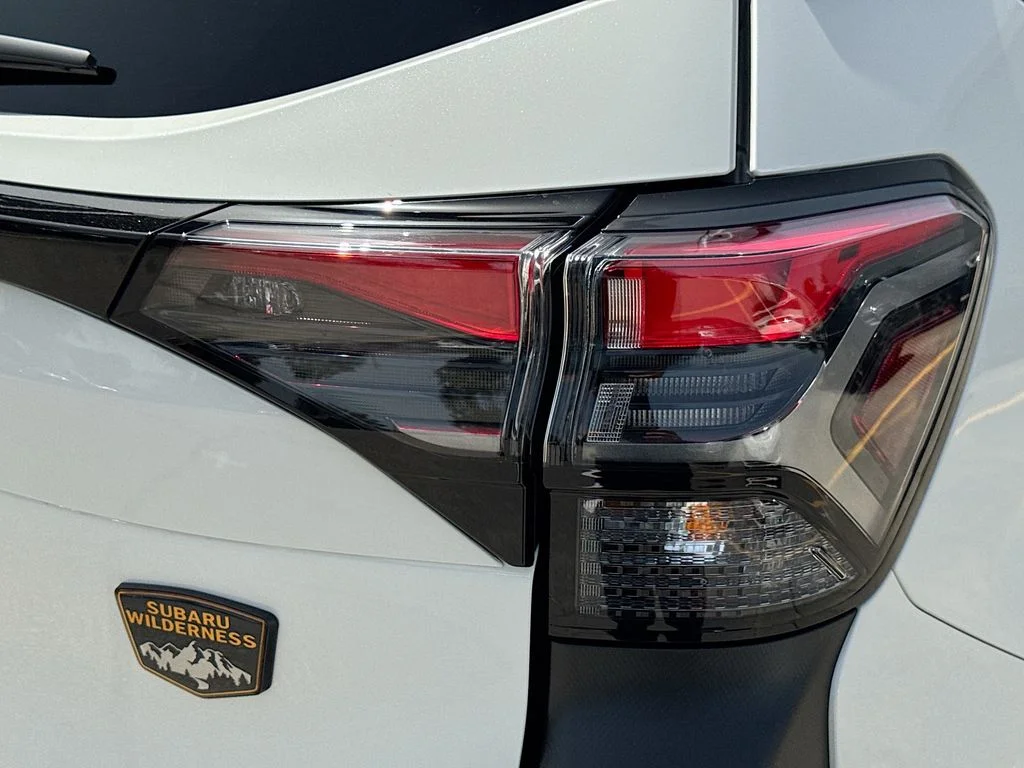 New 2026 CRYSTAL WHITE PEARL Subaru Wilderness image 33