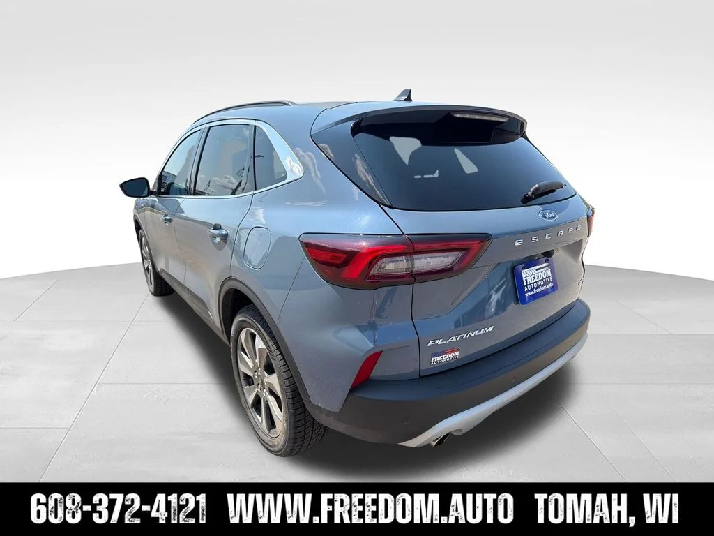 Used 2025 Black Ford Platinum image 3