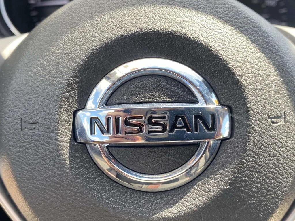Certified Used 2022 White Nissan SV image 31