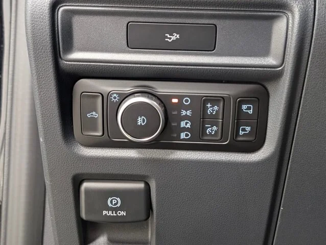 New 2026 Agate Black Metallic Ford XLT image 45