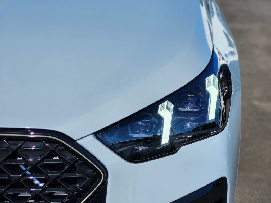 New 2027 Gray BMW xDrive28i image 7
