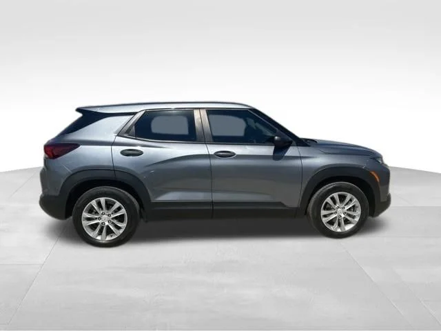 Used 2021 Gray Chevrolet LS image 2