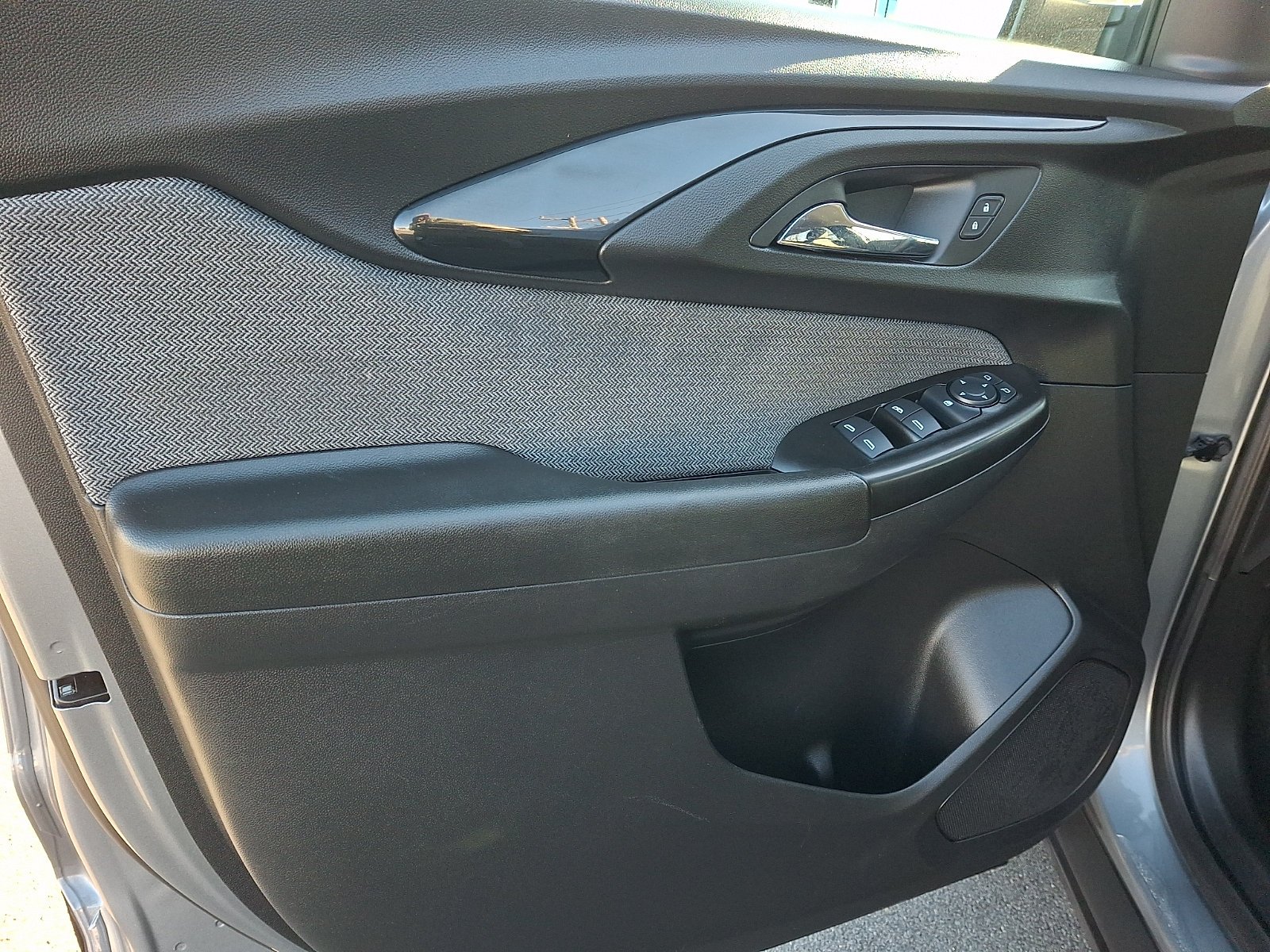 2023 Chevrolet TrailBlazer LT - Photo 12