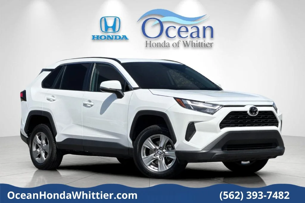 Used 2024 Ice Cap Toyota XLE image 1