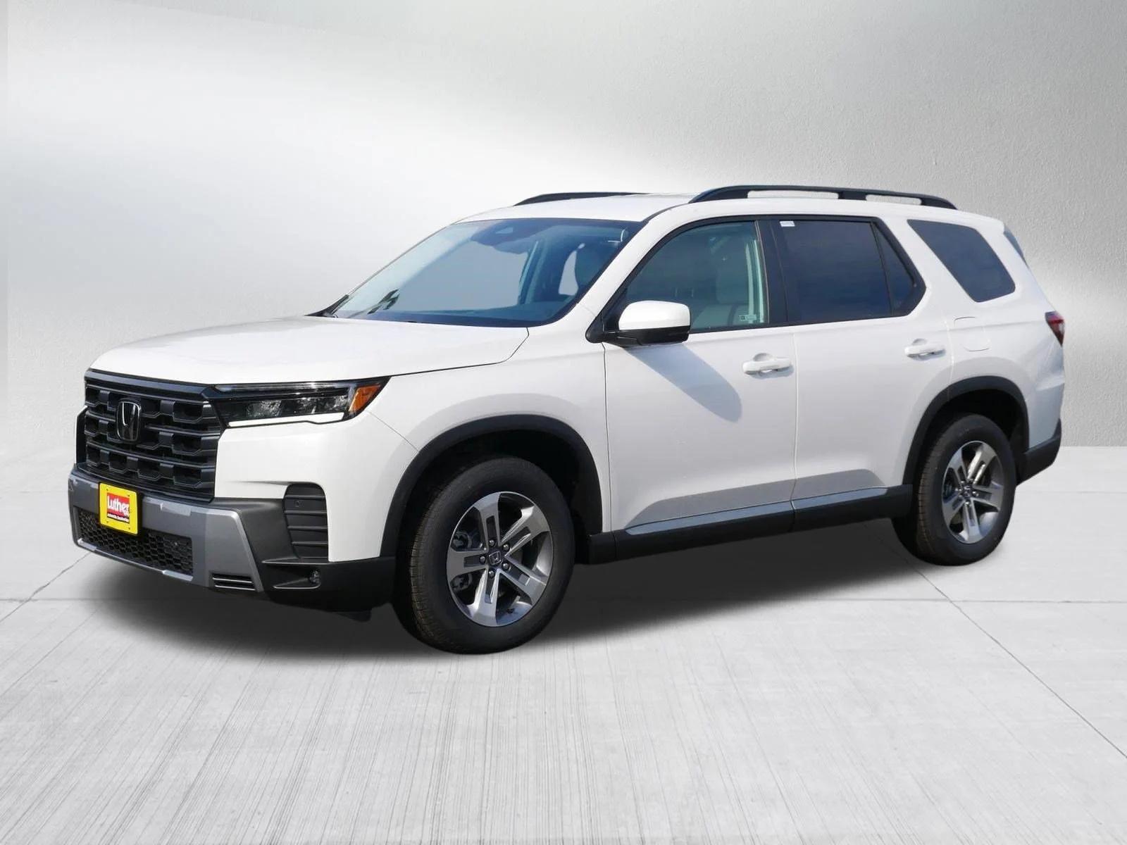 New 2026 Platinum White Pearl Honda EX-L image 3