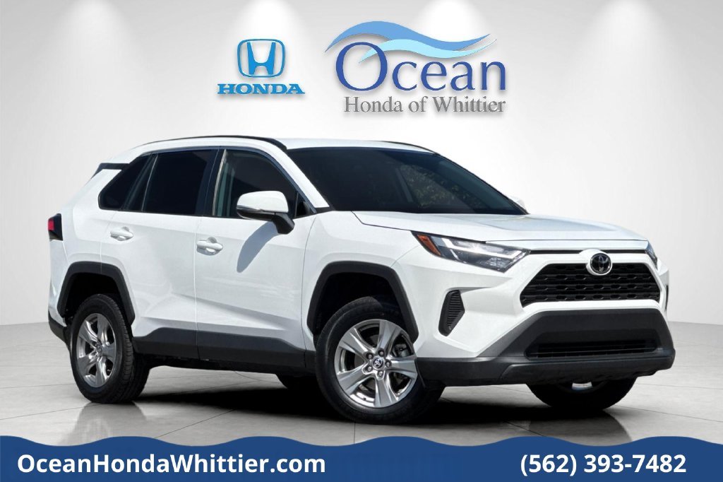 2024 Toyota RAV4 XLE