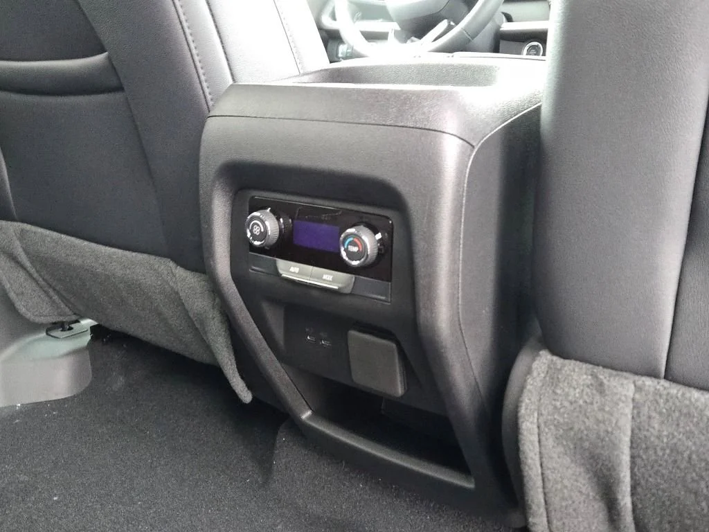 2026 Chevrolet Traverse LT - Photo 10