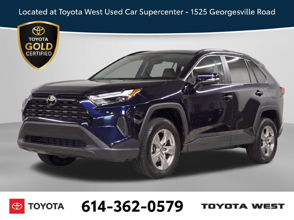 Certified Used 2025  Toyota XLE image 1