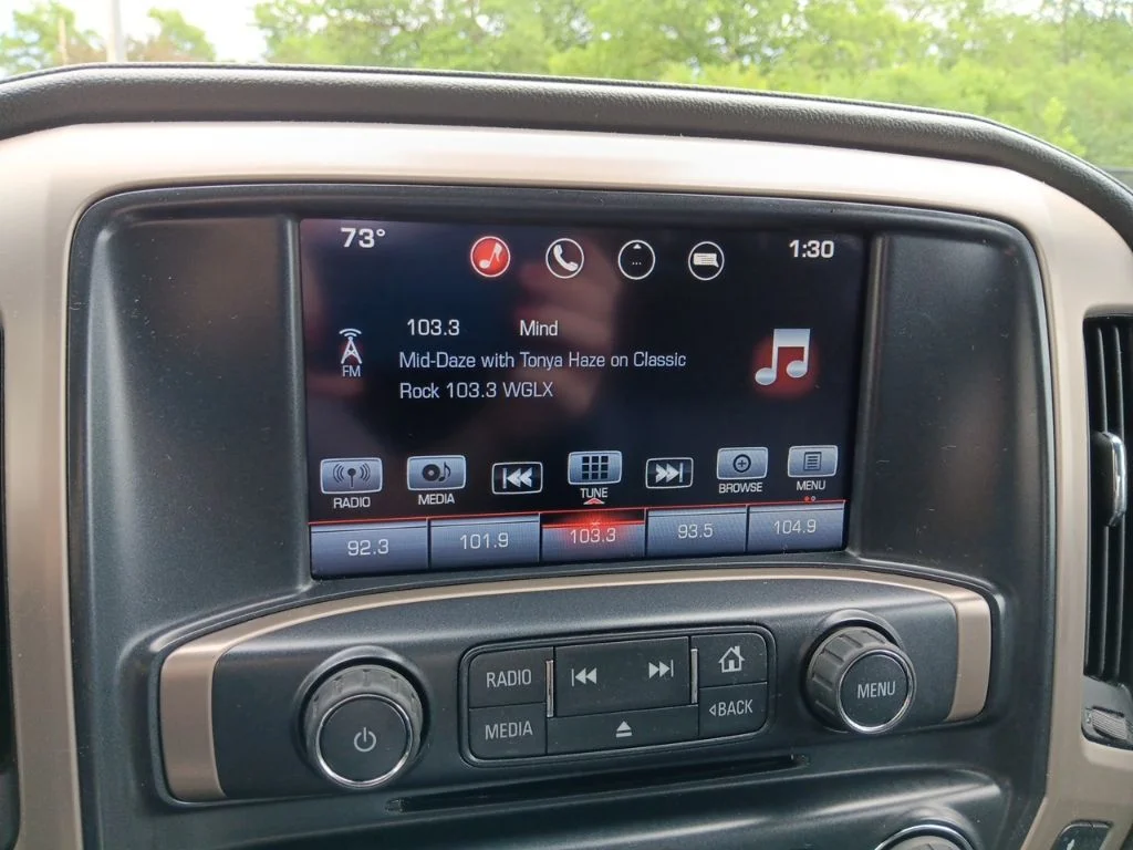 Used 2016 Onyx Black GMC Denali image 30