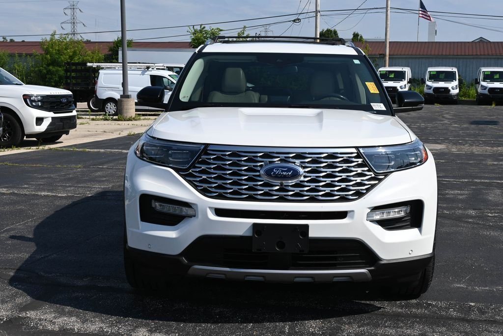Used 2020 White Metallic Ford Platinum image 6