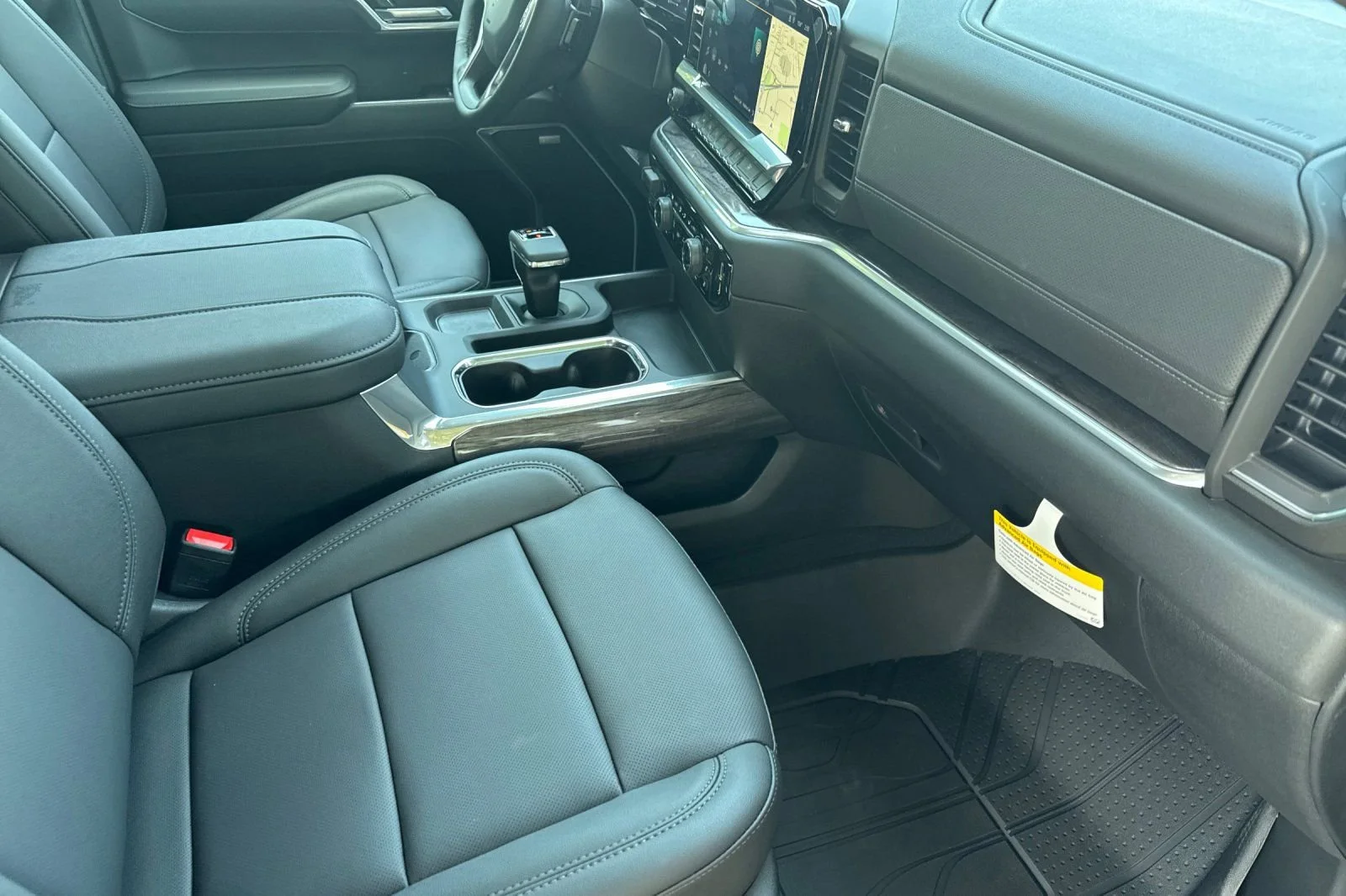 2026 Chevrolet Silverado 1500 LTZ - Photo 14