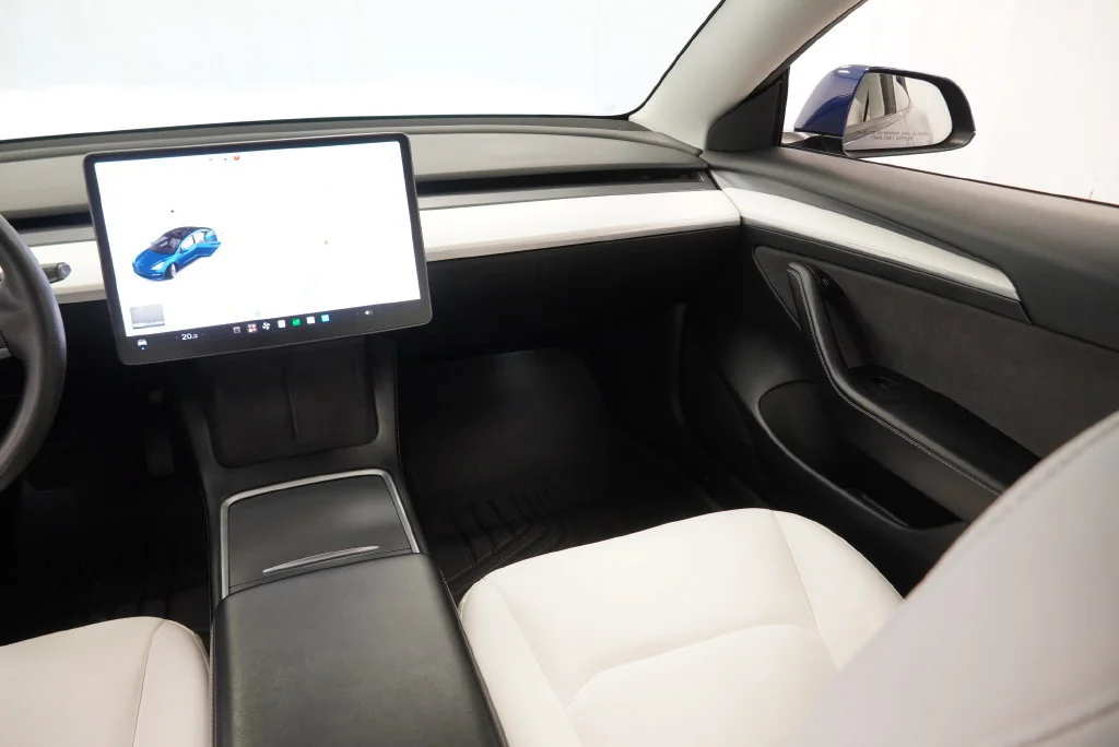 2021 Tesla Model 3 Base - Photo 16