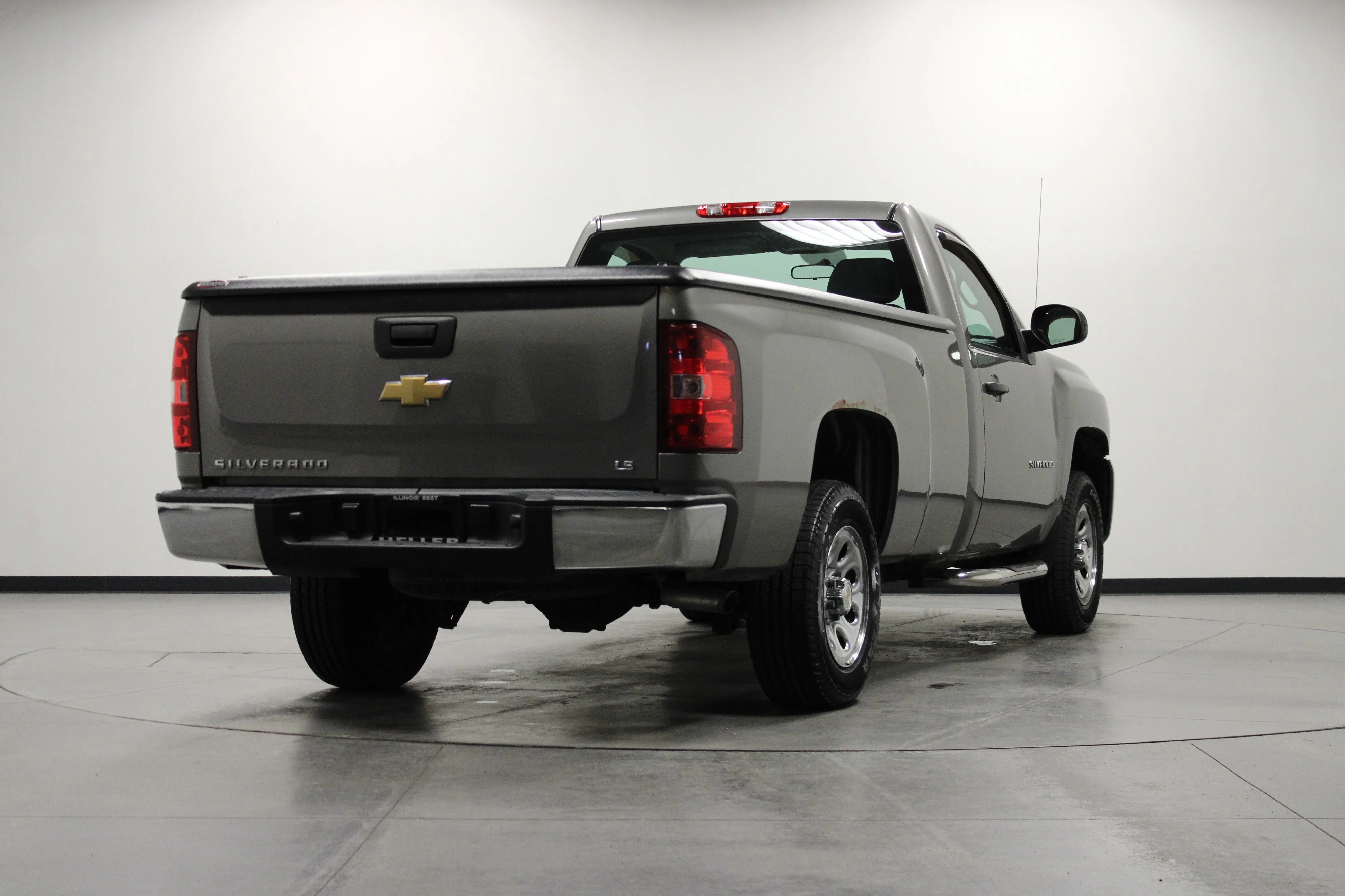 Used 2013 GRAYSTONE METALLIC Chevrolet Work Truck image 4