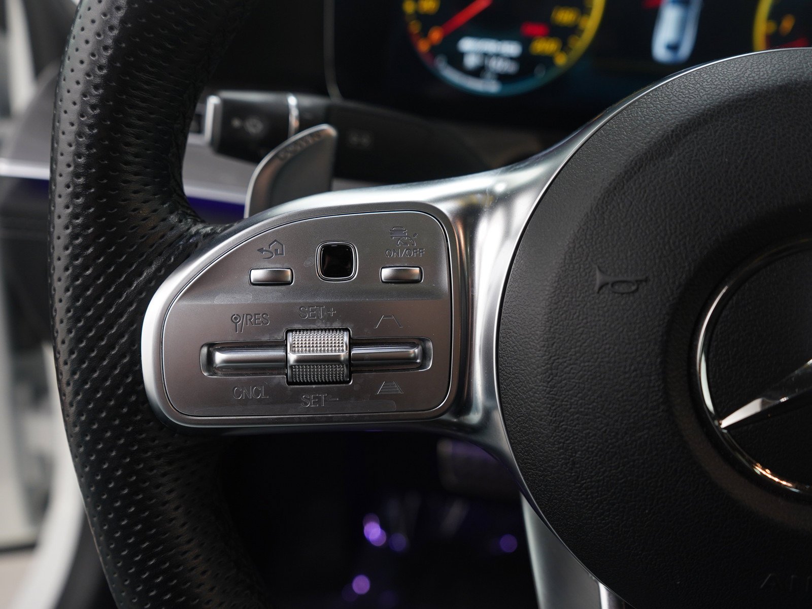 Used 2019 Polar White Mercedes-Benz Base image 28