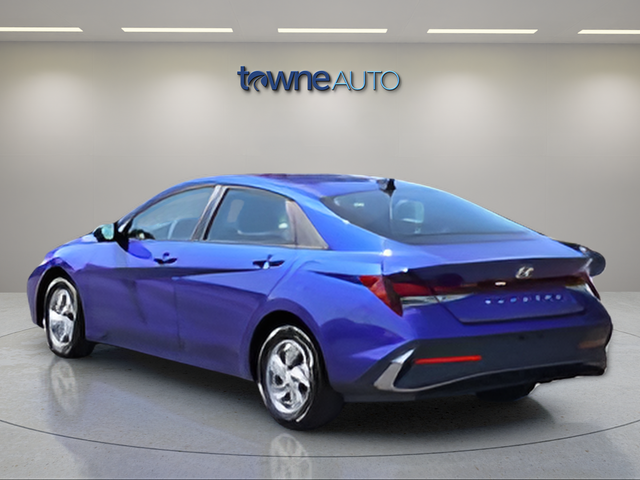 Used 2026 Blue Hyundai SE image 4