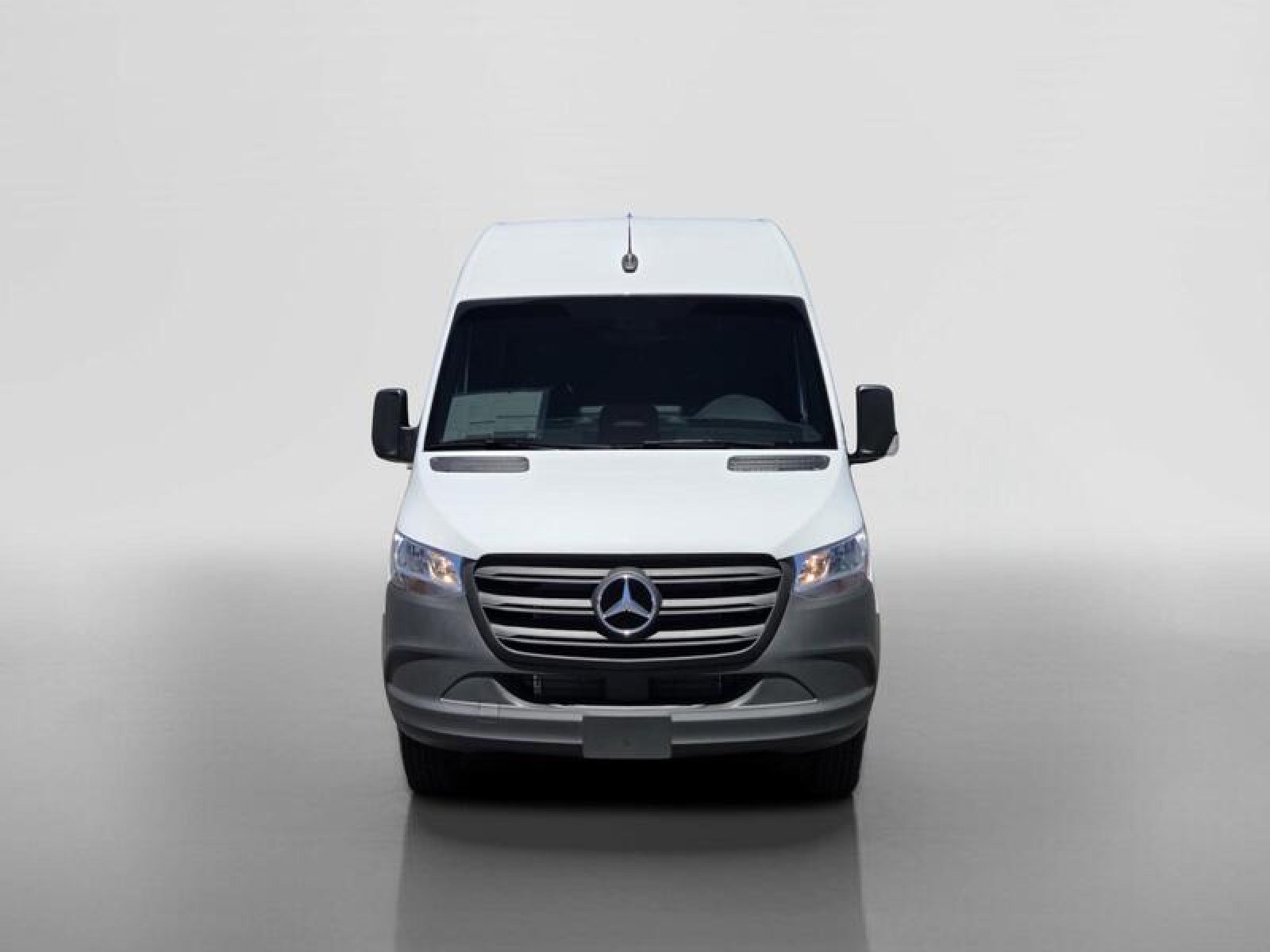 New 2026 Arctic White Mercedes-Benz 3500 image 9