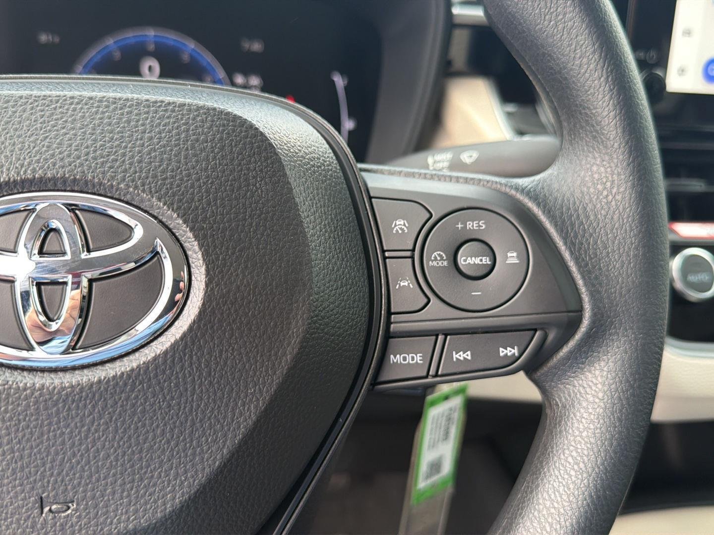 New 2026 Classic Silver Metallic Toyota LE image 21