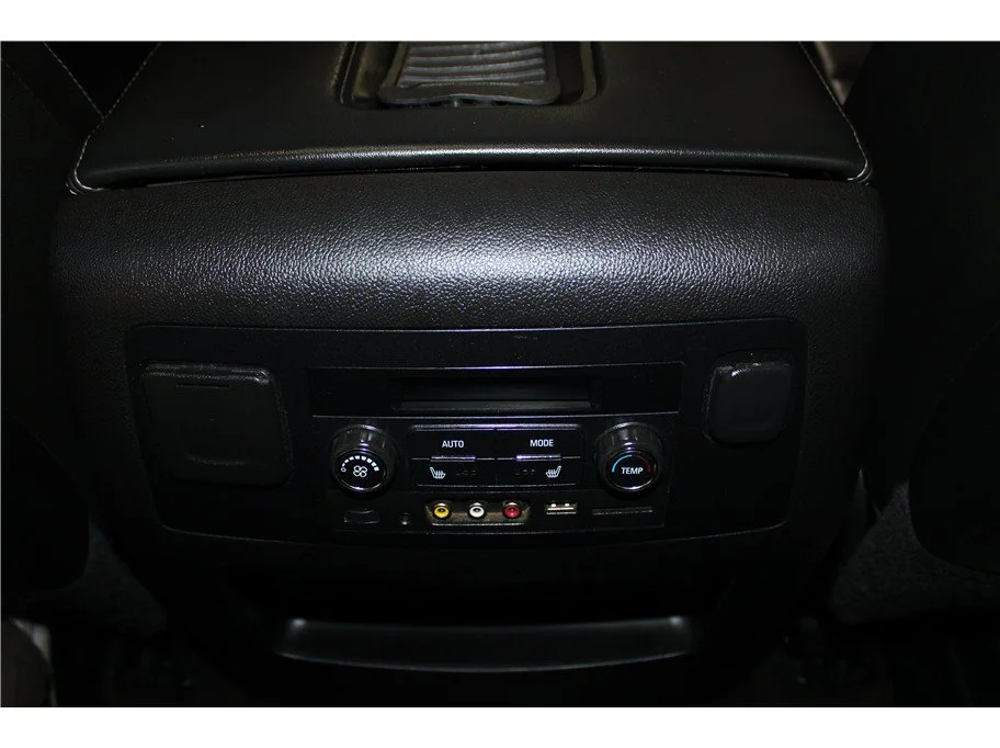 Used 2015 Onyx Black GMC SLT image 17