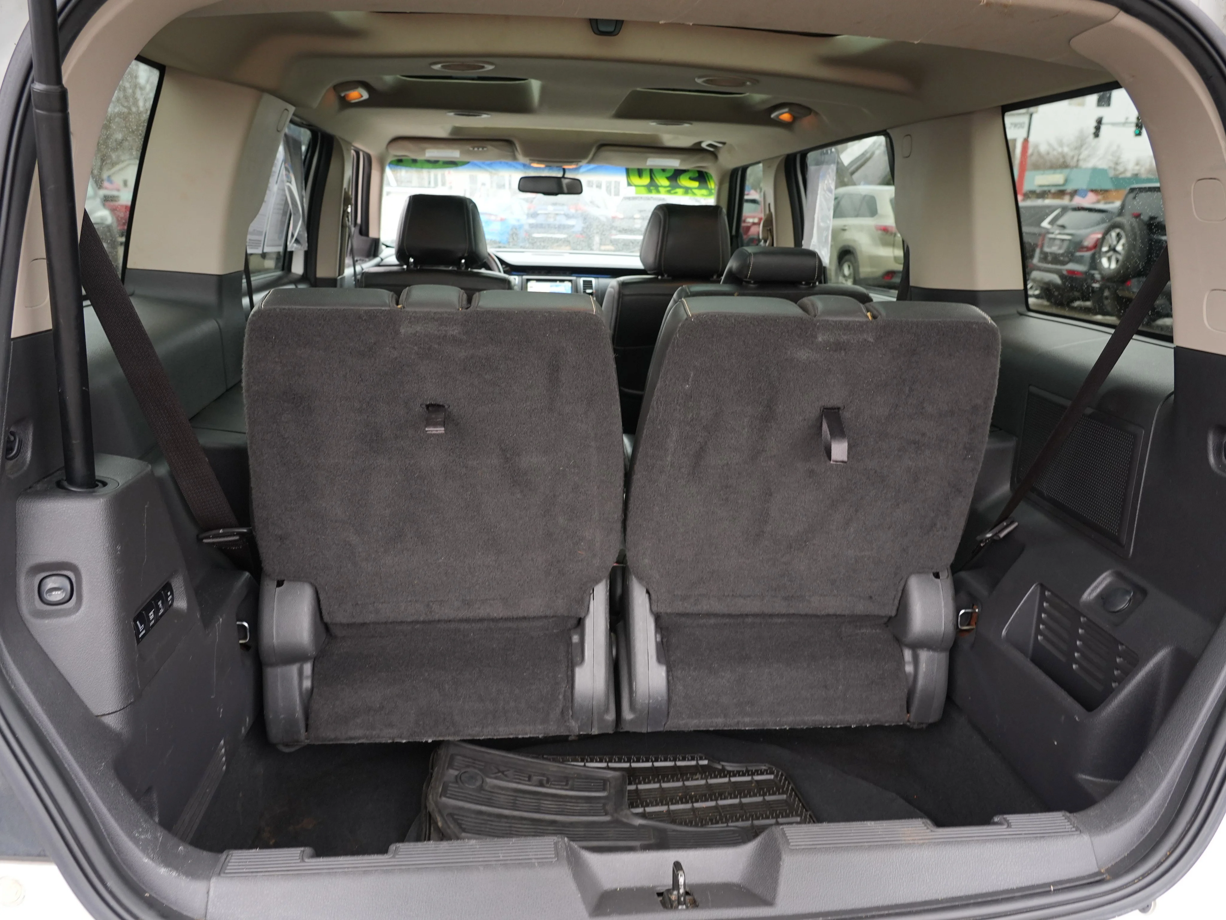 2011 Ford Flex Titanium - Photo 26