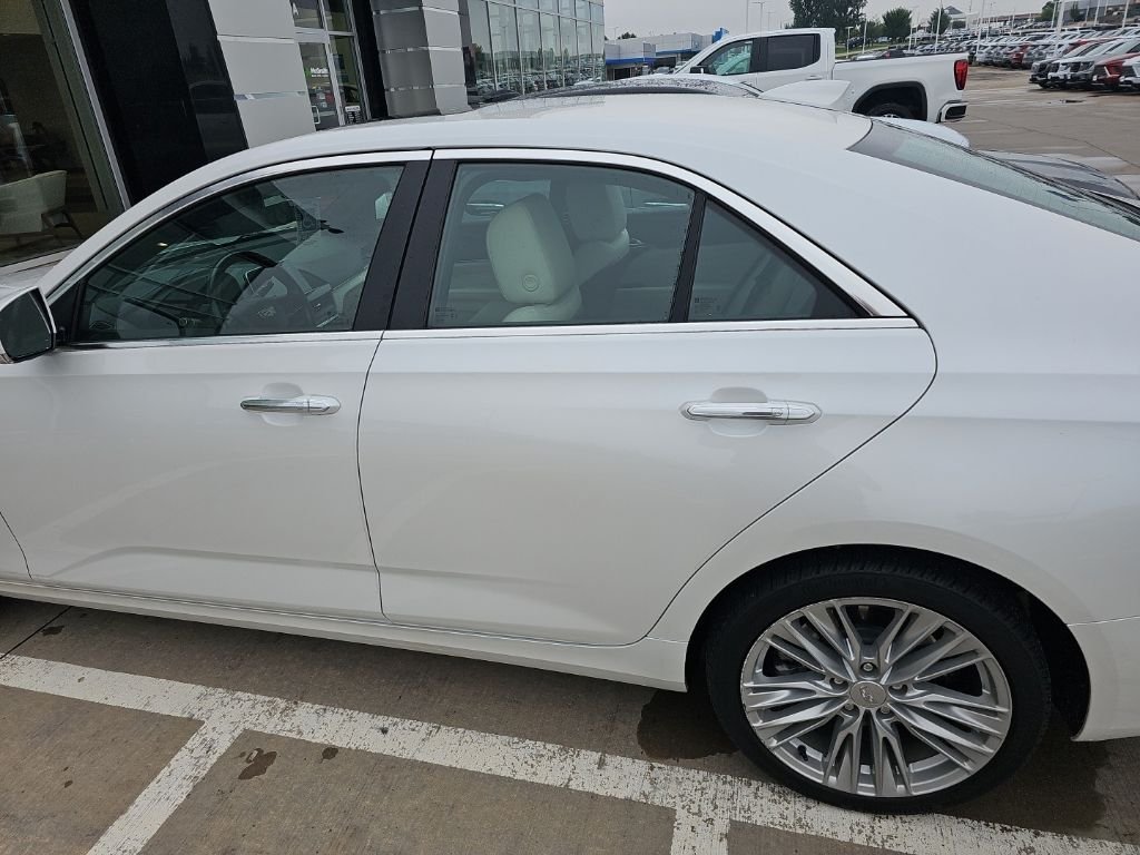Used 2024 White Cadillac Premium Luxury image 6
