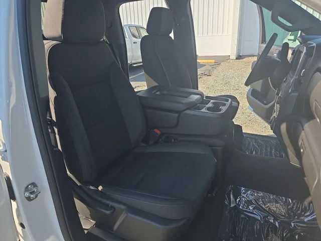 Used 2025 White Chevrolet Custom image 11