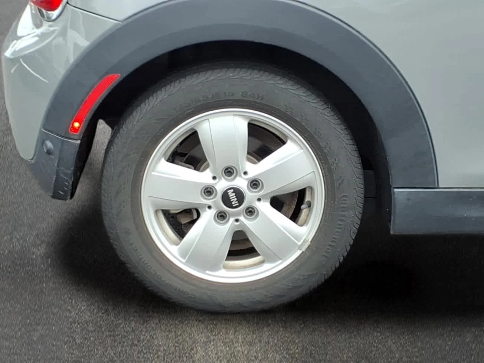 Used 2019 Moonwalk Grey Metallic MINI Cooper image 4