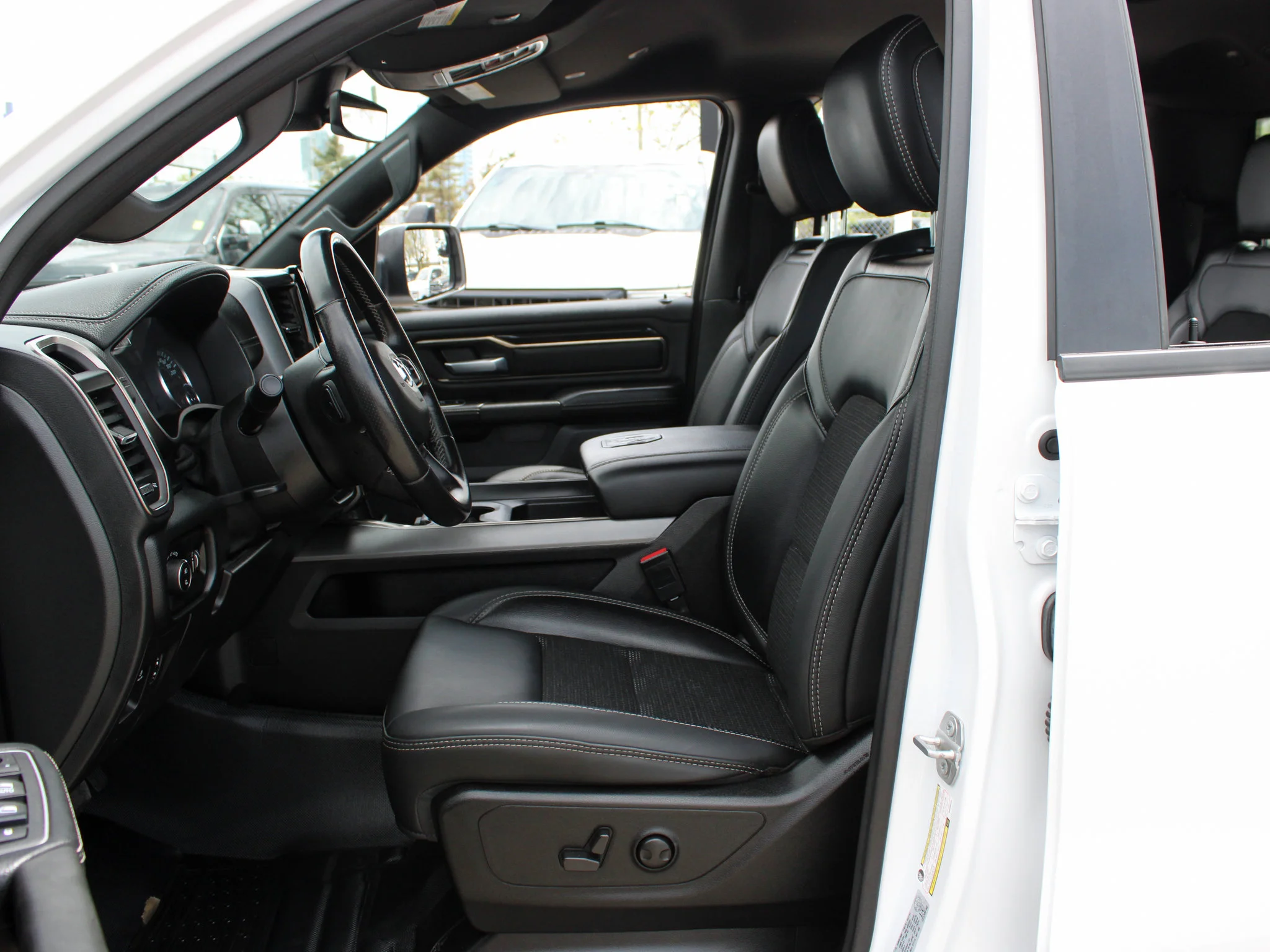 Certified Used 2022 White RAM Sport * HEMI V8 | Cold Air Intake | Heated Seats | Navigation | Bed Utility Group | Apple CarPlay image 2