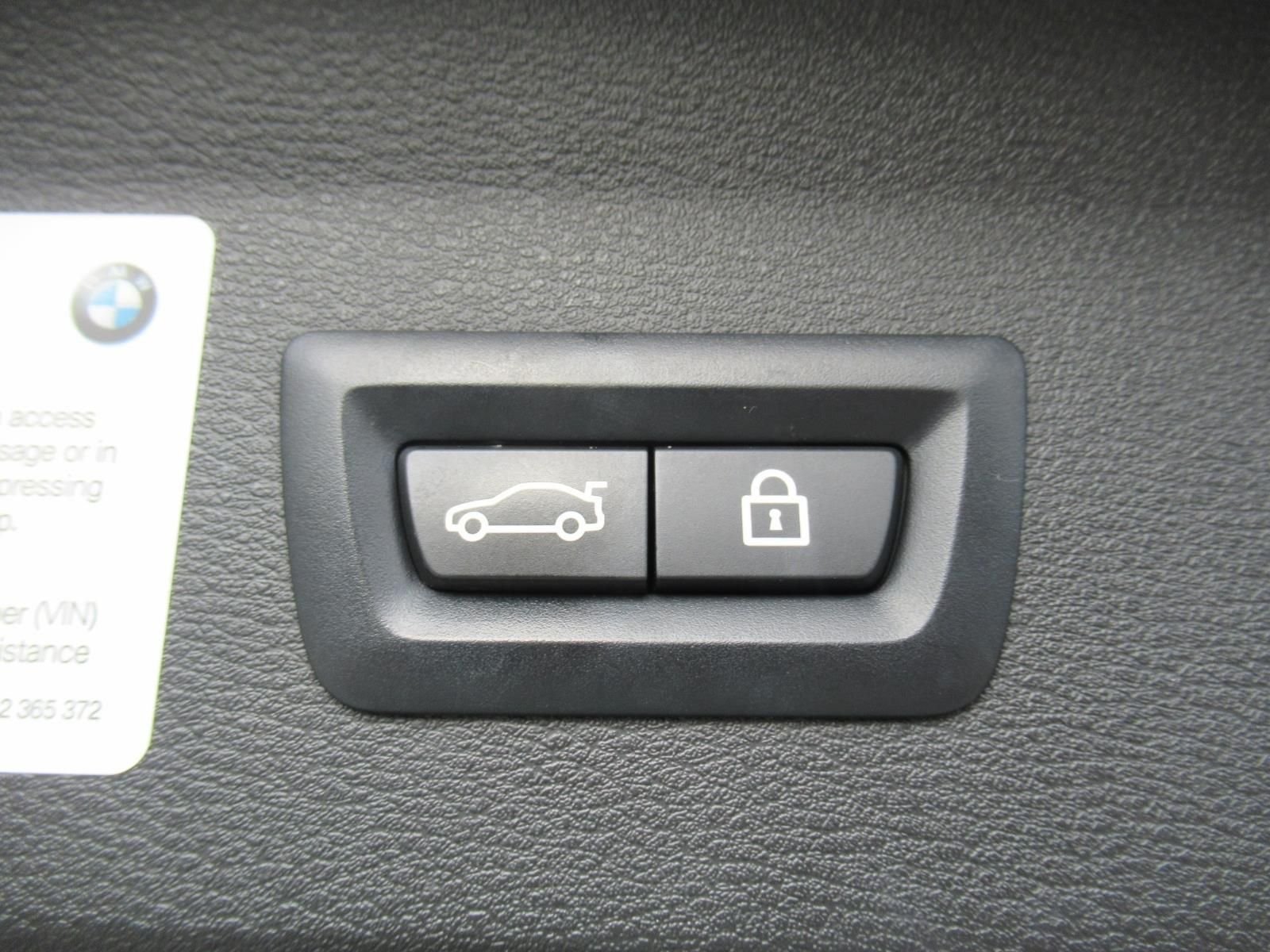 Used 2022 Gray BMW sDrive28i image 35