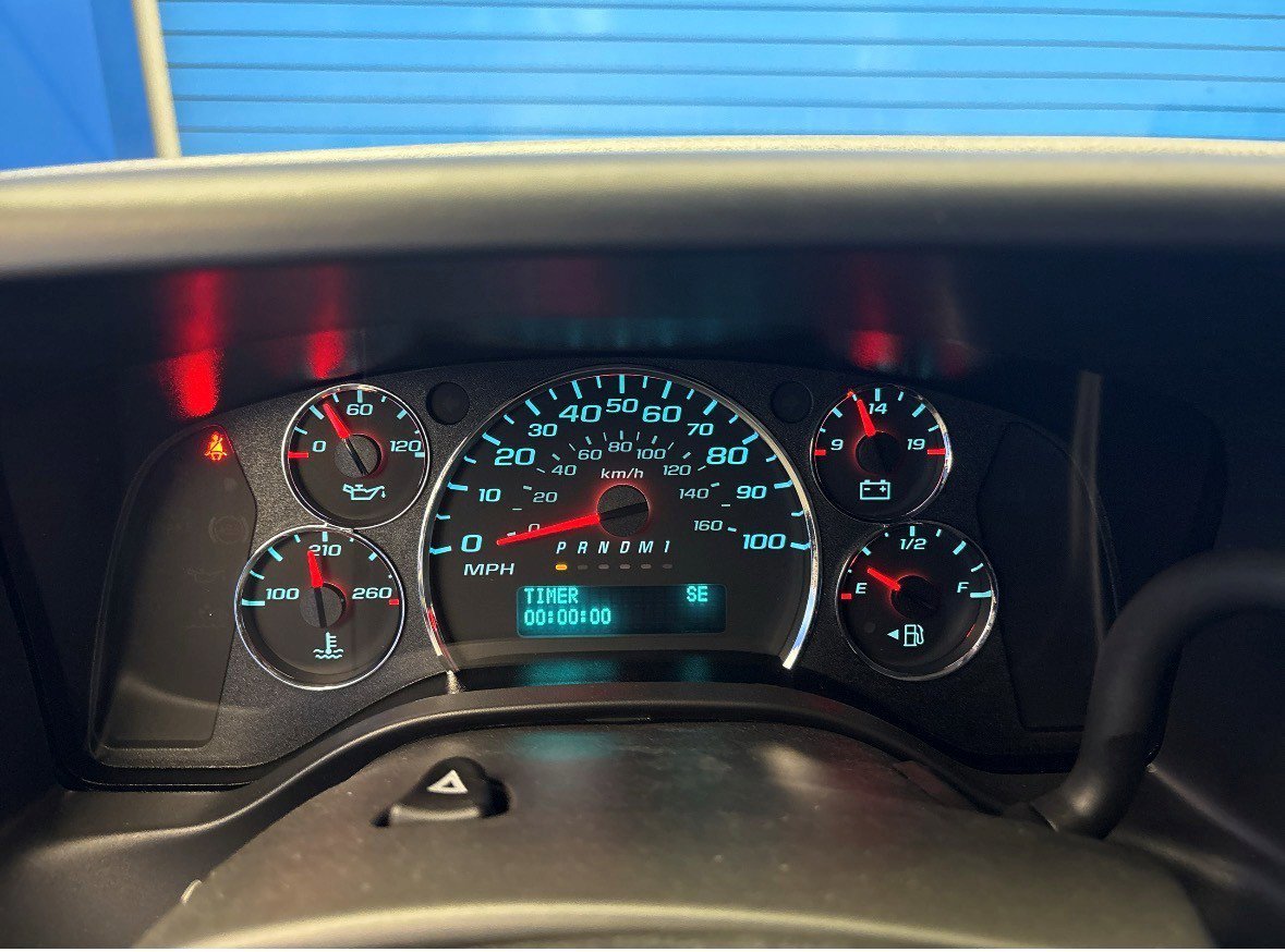 2025 Chevrolet Express Passenger LS - Photo 15