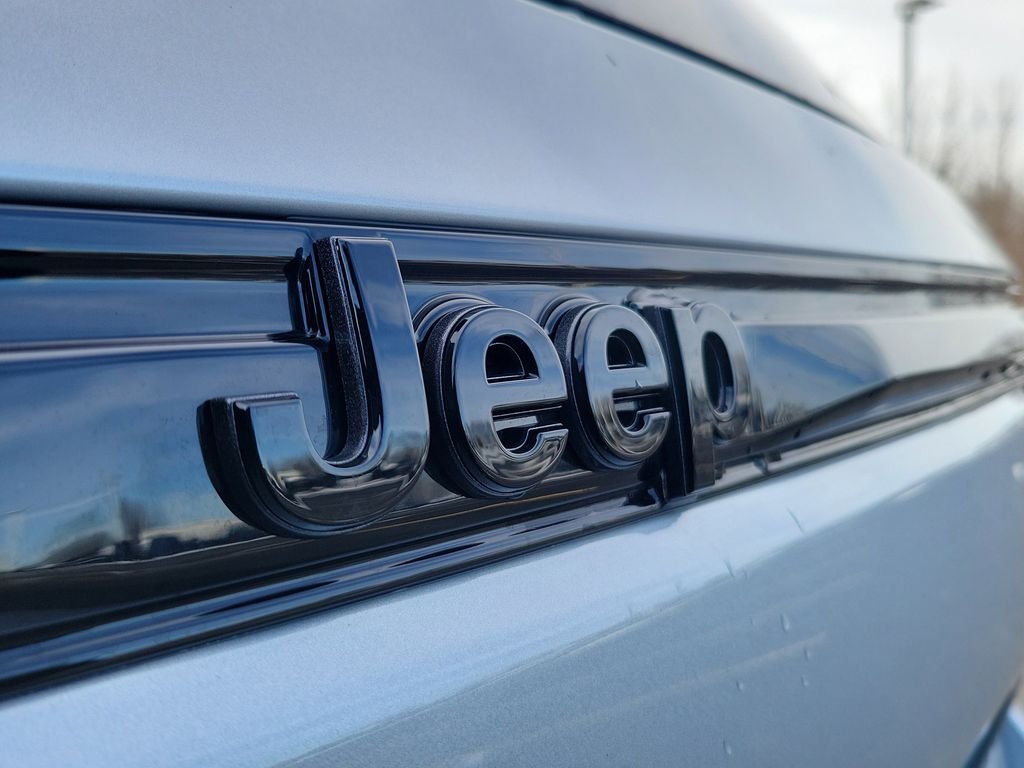 New 2026 Silver Zynith Jeep Limited image 6