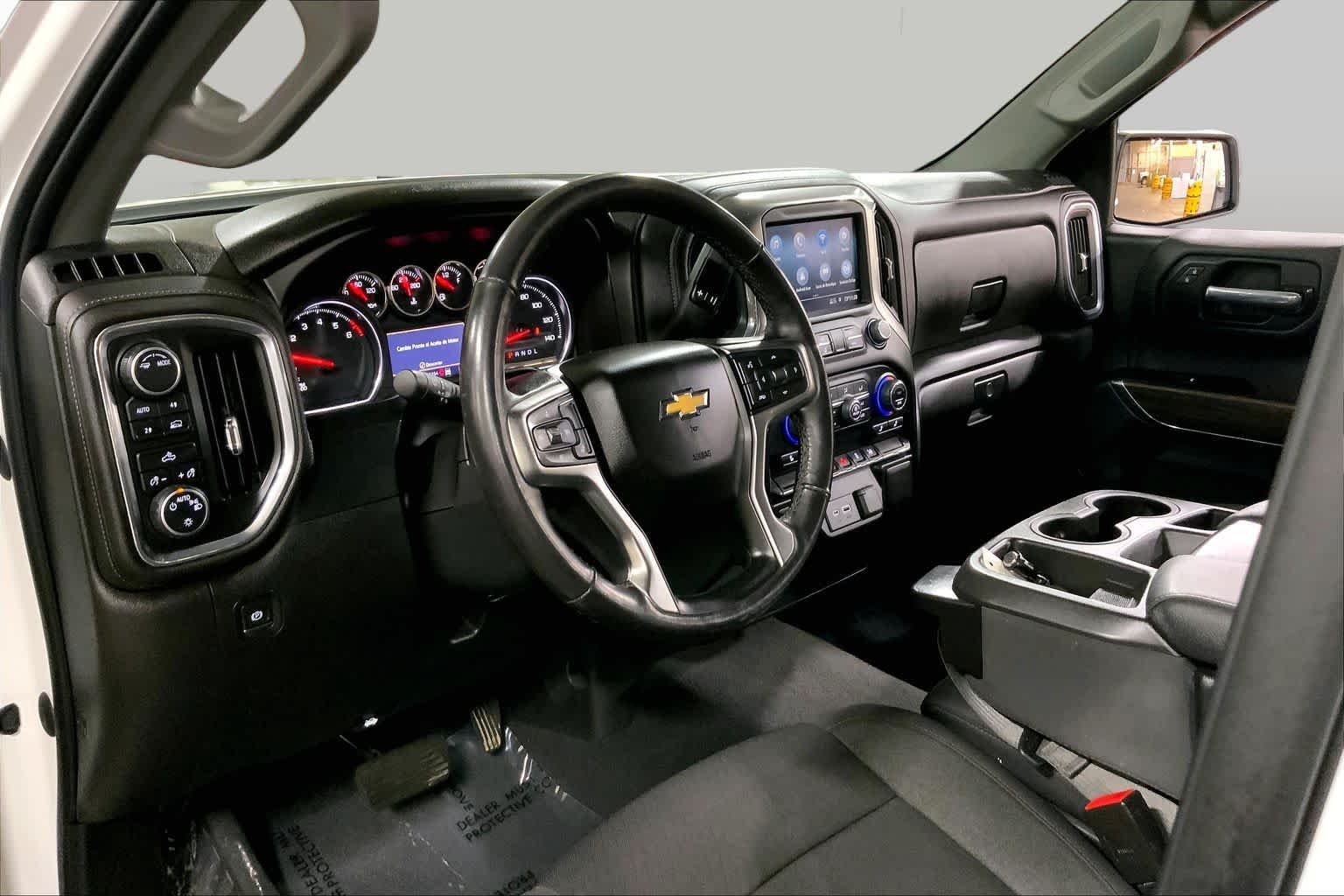 Used 2021 Summit White Chevrolet LT image 18