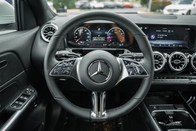 New 2026 Polar White Mercedes-Benz GLA 250 image 31