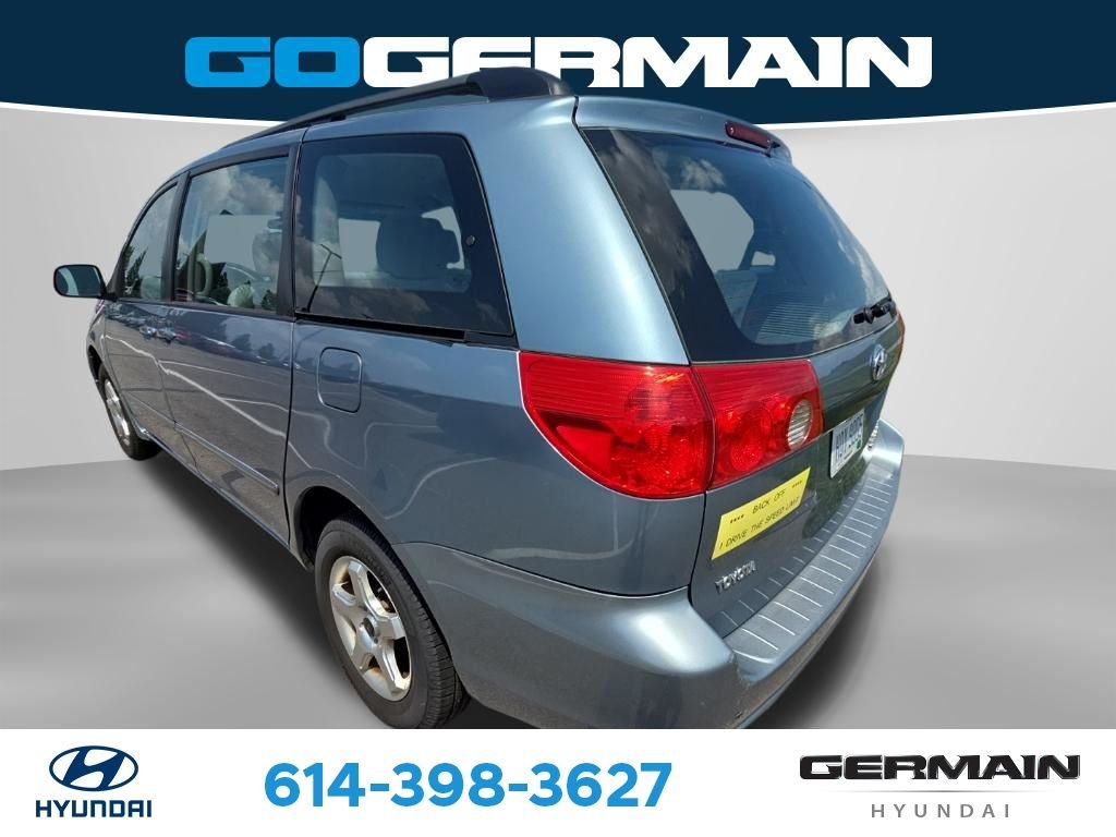 Used 2008  Toyota  image 6