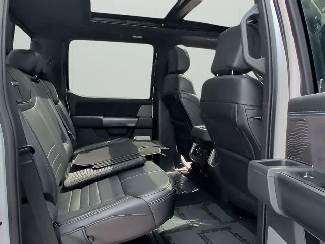 2025 Ford F-250 Super Duty Platinum - Photo 48