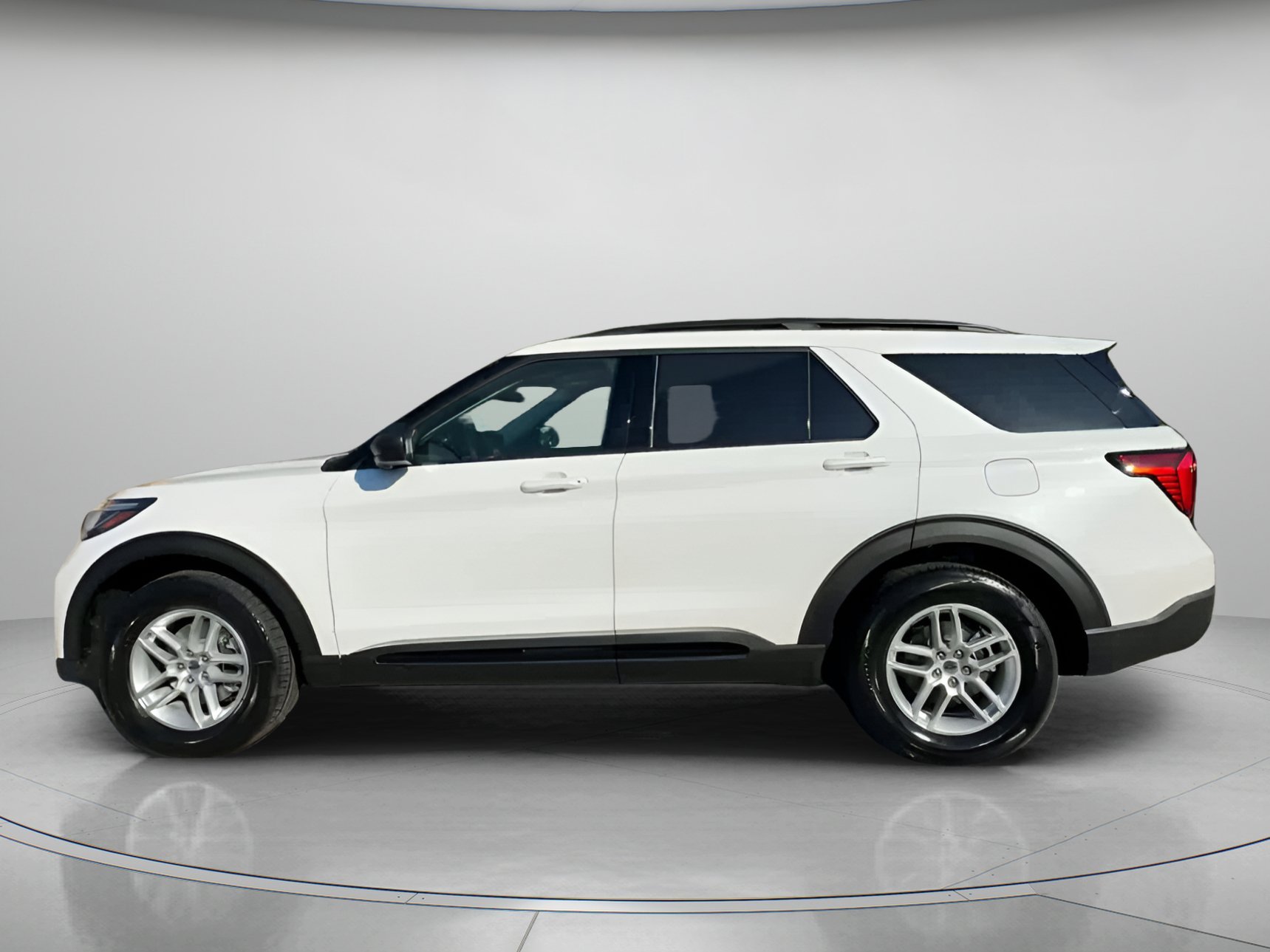 New 2026 Star White Metallic Tri-Coat Ford Active image 14