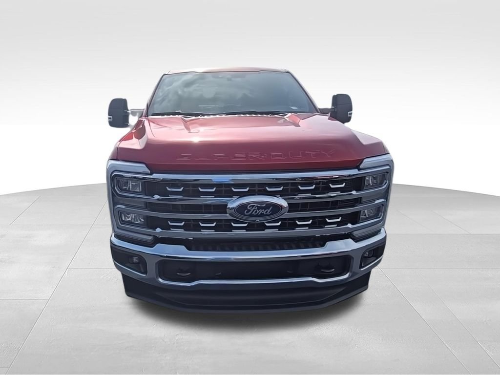 New 2026 Ruby Red Metallic Tinted Clearcoat Ford F-250® XLT image 3