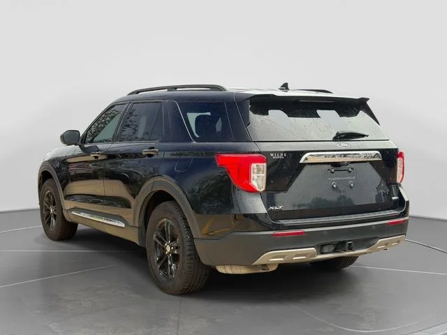 Used 2020 Black Ford XLT image 6
