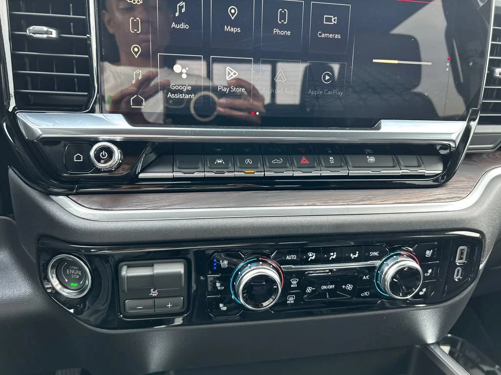 New 2026 Onyx Black GMC SLT image 27