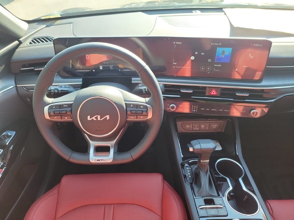 New 2027 Aurora Black Pearl Kia GT-Line image 17